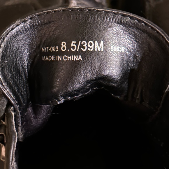 Black lace-up combat booties - Picture 5 of 5